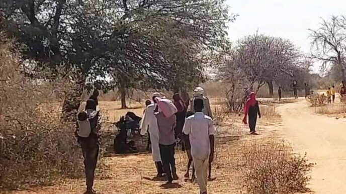 Civilians flee Babanusa on foot heading to neighbouring areas on January 26 2024